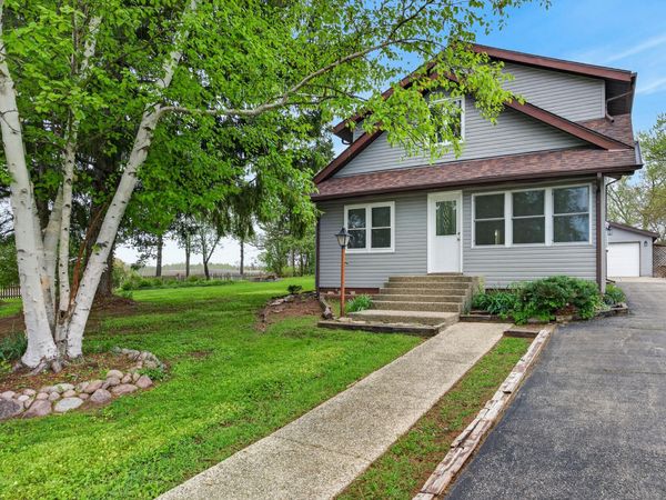 11907 254th Ave, Salem Lakes, WI 53179