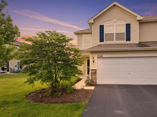 234 Wildmeadow Lane , Woodstock, IL 60098