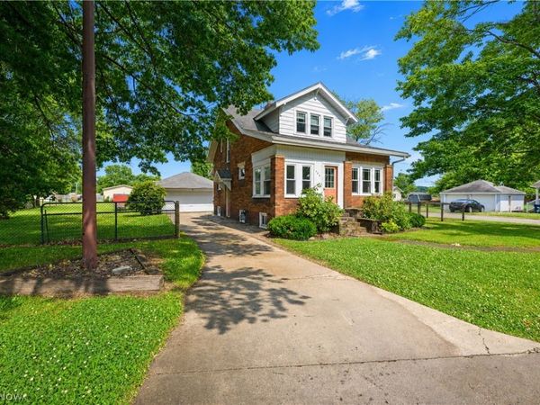 139 East Avenue NE, Tuscarawas, OH 44682