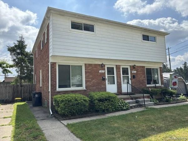 1814 N Center, Royal Oak, MI 48073