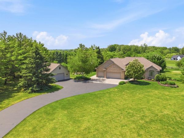 N983 FOX SPRINGS DRIVE, Greenville, WI 54942