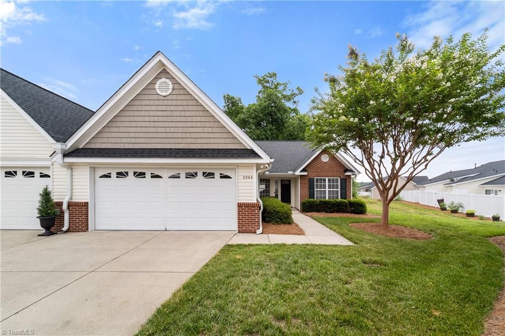 1344 Crosswinds Drive, High Point, NC 27265 Main Photo