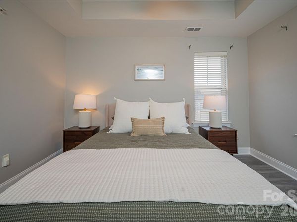 3148 Walnut Park Drive , Charlotte, NC 28262