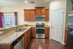 376 Eastfair Drive  photo 4