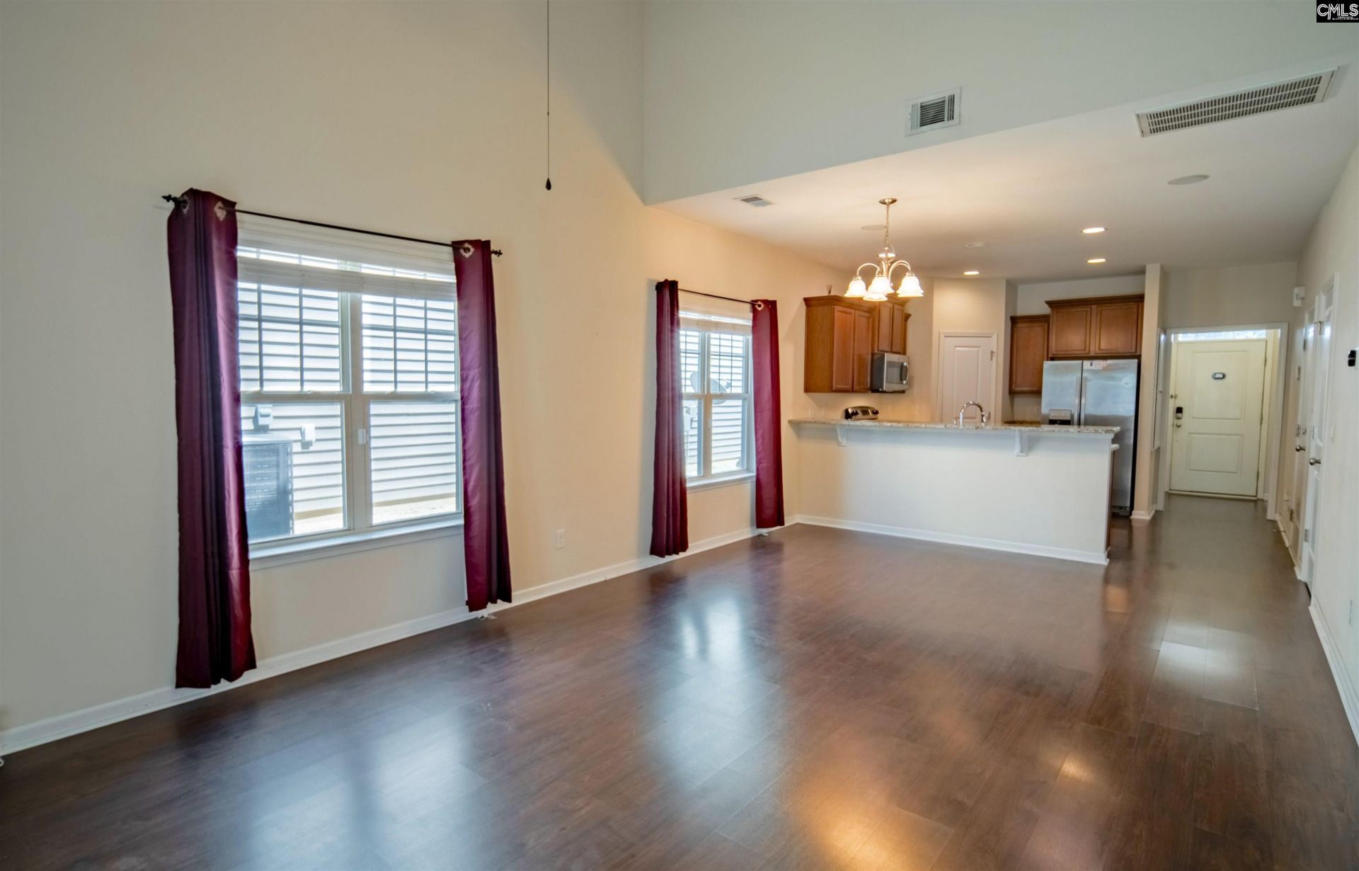 376 Eastfair Drive  Photo 9