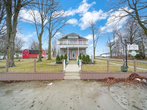 103 Walnut , Manitou Beach, MI 49253