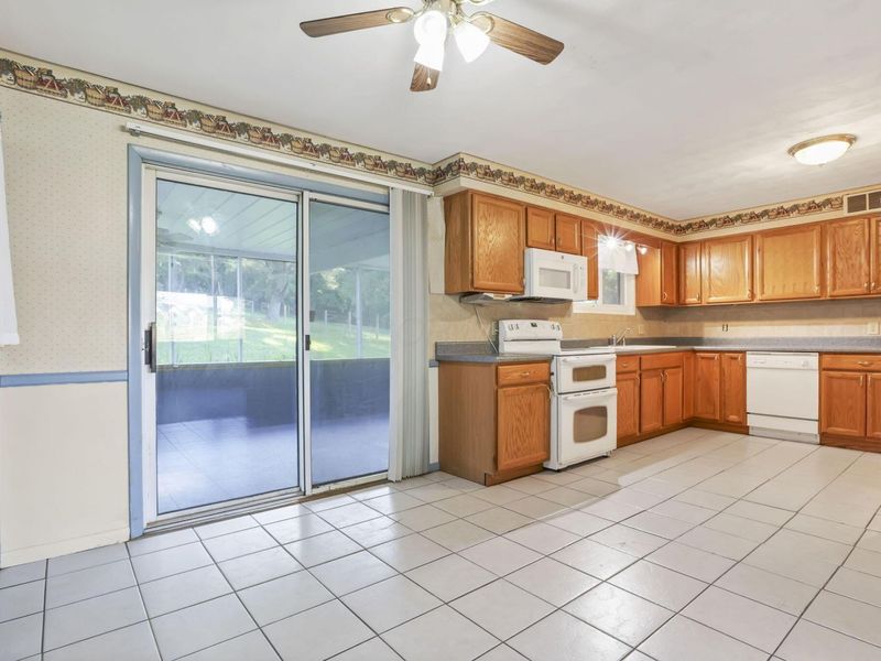 3140 Nob Hill Road , Zanesville, OH 43701 Photo 9