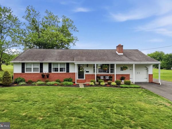542 MELVINS ROAD , TELFORD, PA 18969