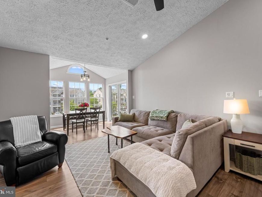 5601 Avonshire Place, Unit M, Frederick, MD 21703 Main Photo