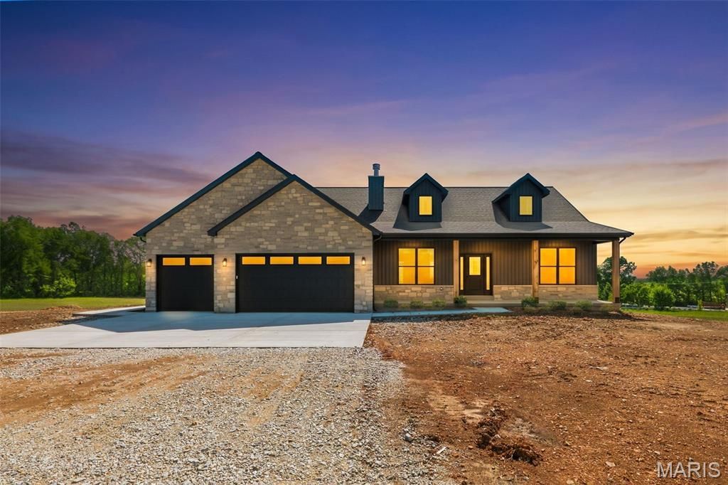 114 Hickory Heits Court , Moscow Mills, MO 63362 Main Photo