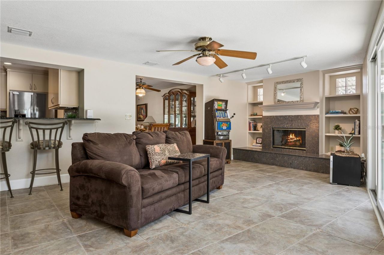 1883 Oakdale Lane N, Clearwater, FL 33764 Photo