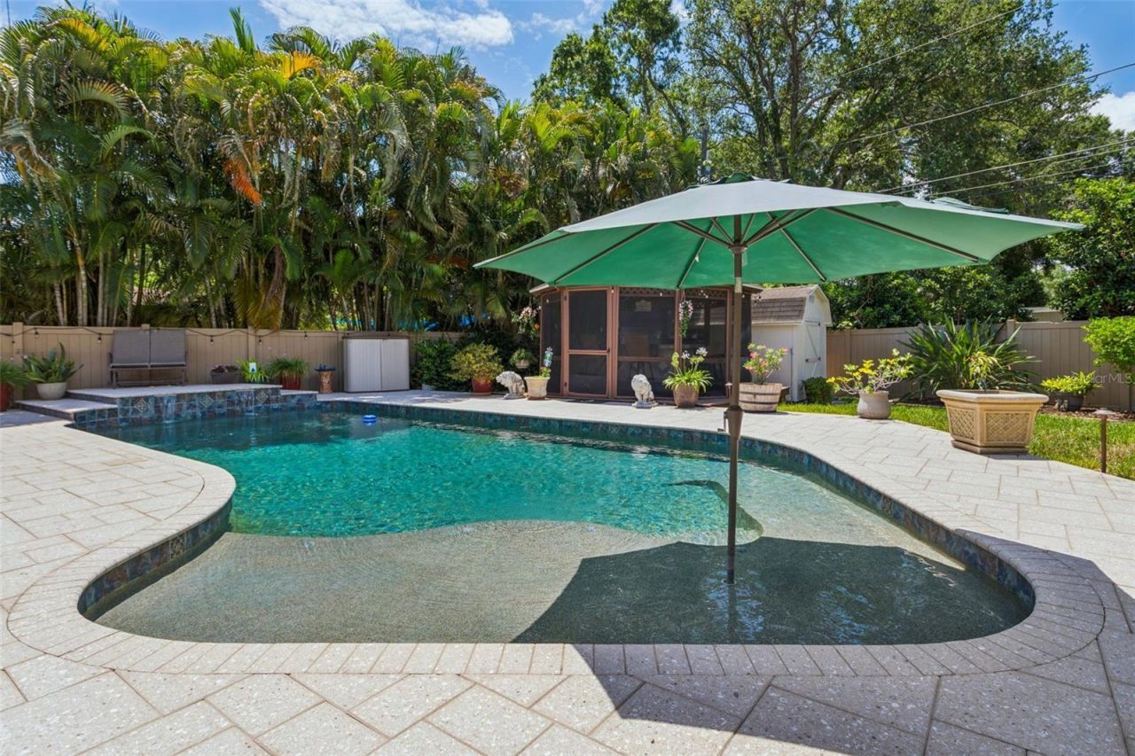 1883 Oakdale Lane N, Clearwater, FL 33764 Photo