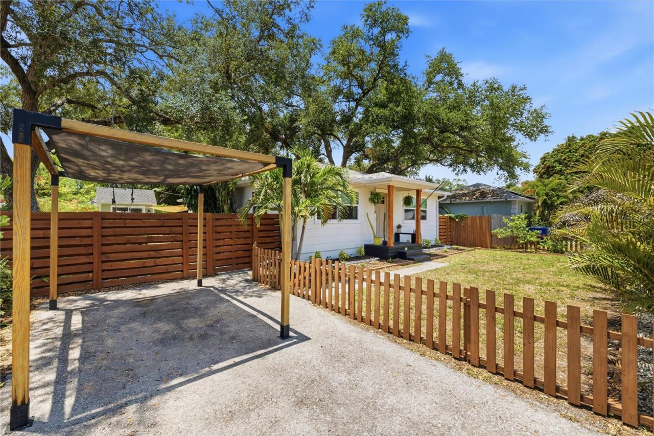 4918 22nd Street N, Saint Petersburg, FL 33714 Photo
