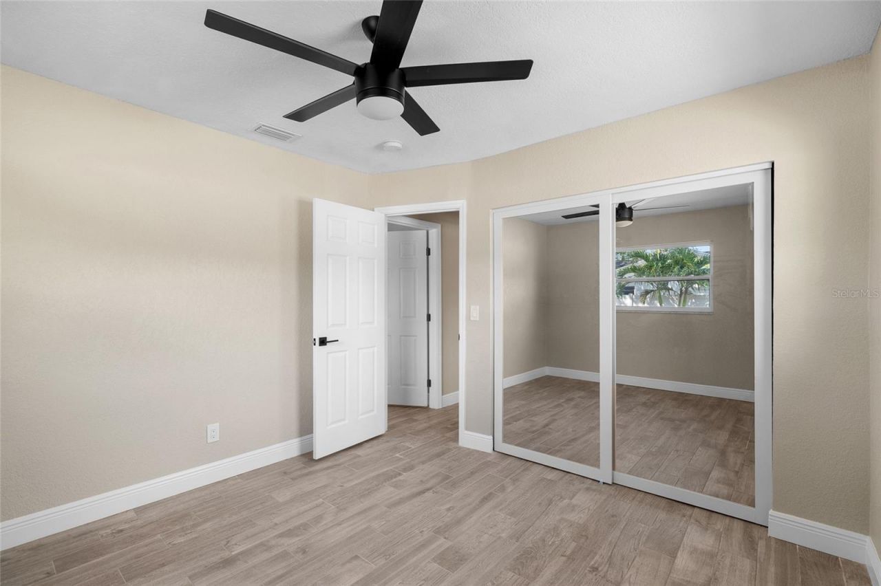 5901 Denver Street Ne, Saint Petersburg, FL 33703 Photo