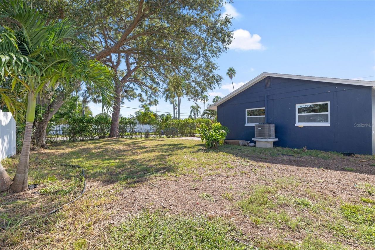 5901 Denver Street Ne, Saint Petersburg, FL 33703 Photo