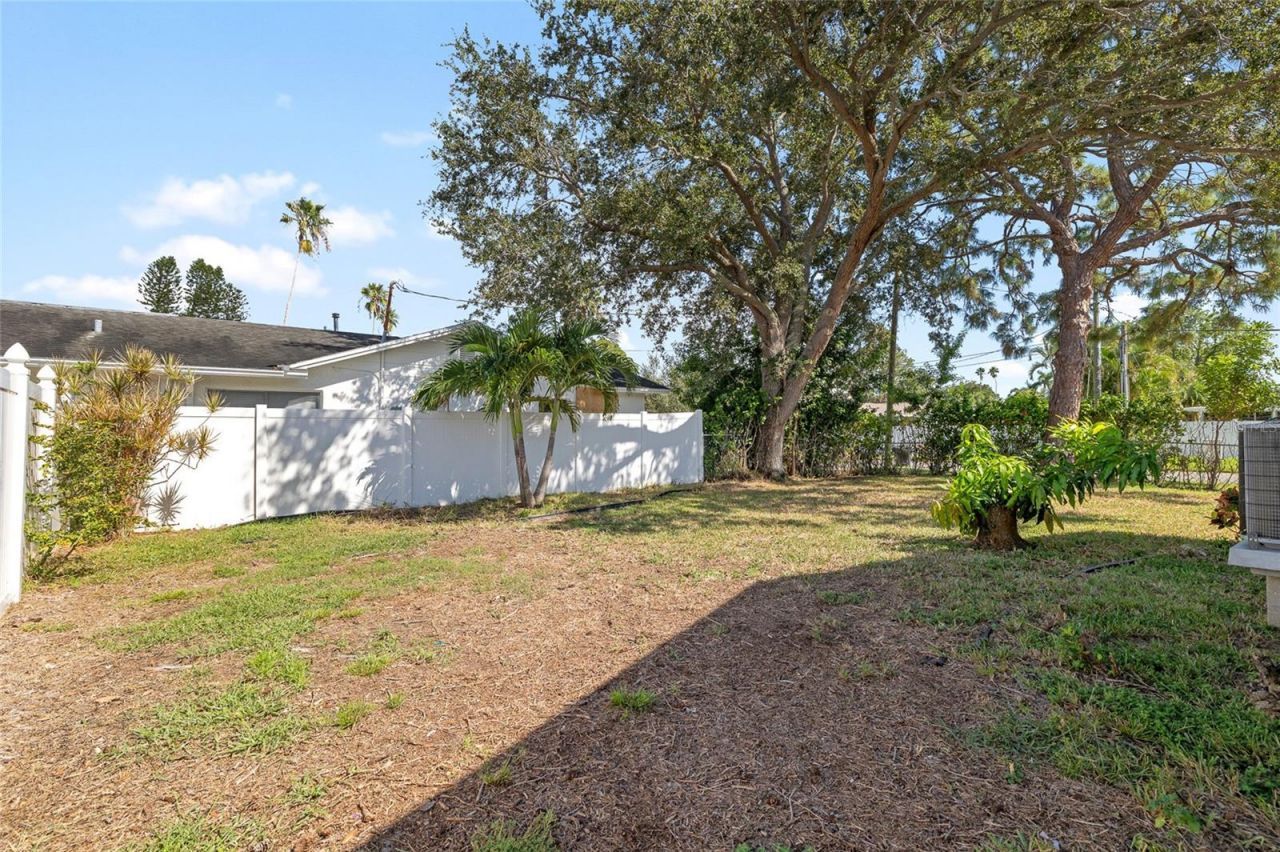 5901 Denver Street Ne, Saint Petersburg, FL 33703 Photo