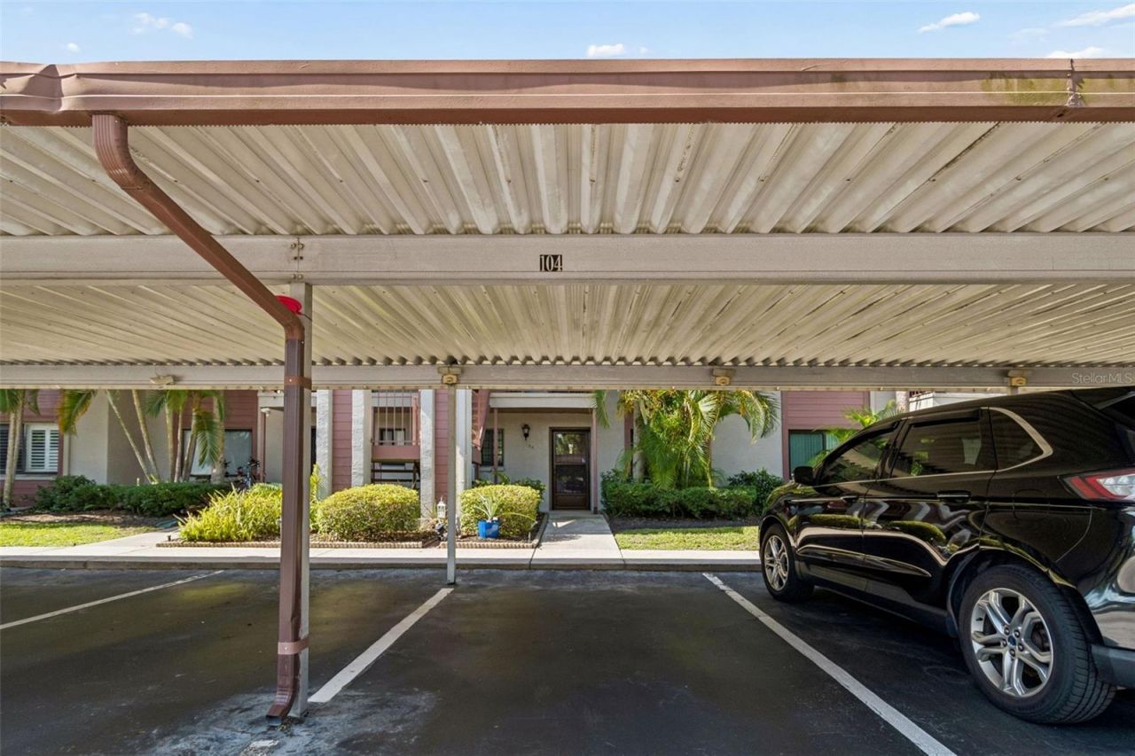 723 83rd Avenue N, Unit 104, Saint Petersburg, FL 33702 Photo