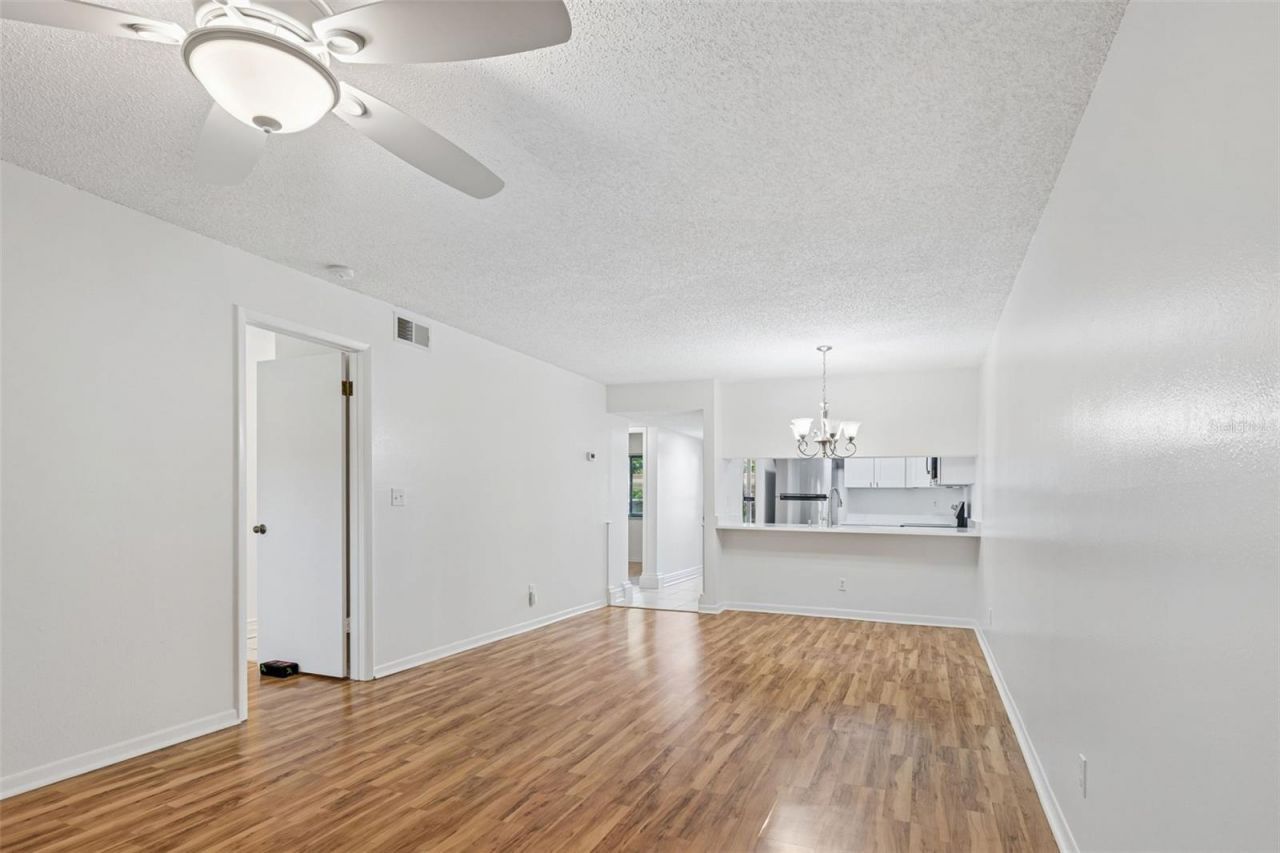 723 83rd Avenue N, Unit 104, Saint Petersburg, FL 33702 Photo