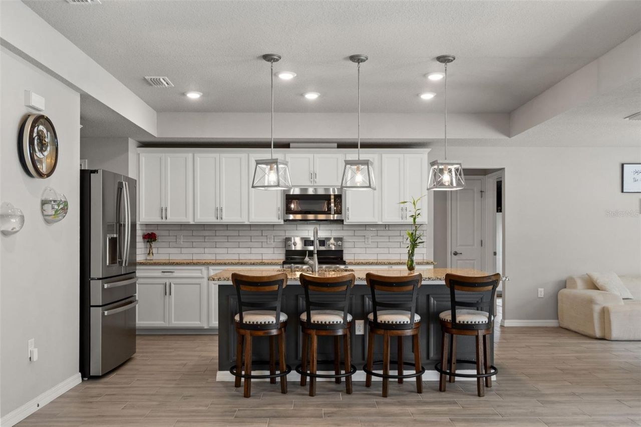 12182 Pioneer Avenue, Weeki Wachee, FL 34614 Photo