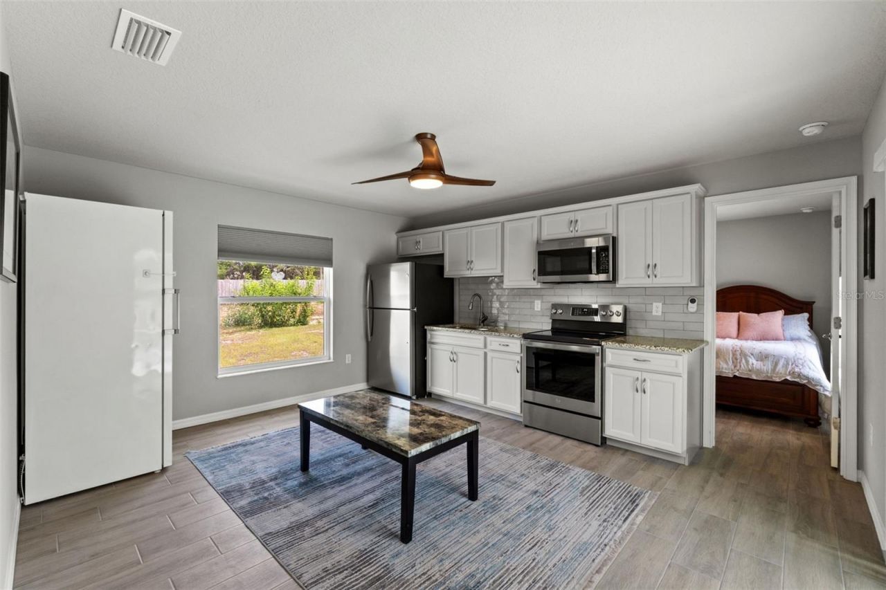 12182 Pioneer Avenue, Weeki Wachee, FL 34614 Photo