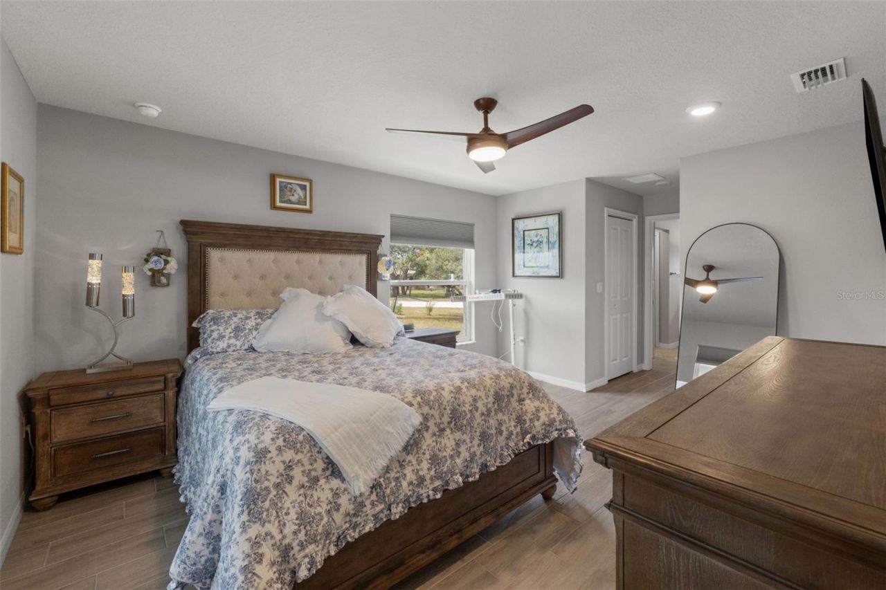 12182 Pioneer Avenue, Weeki Wachee, FL 34614 Photo
