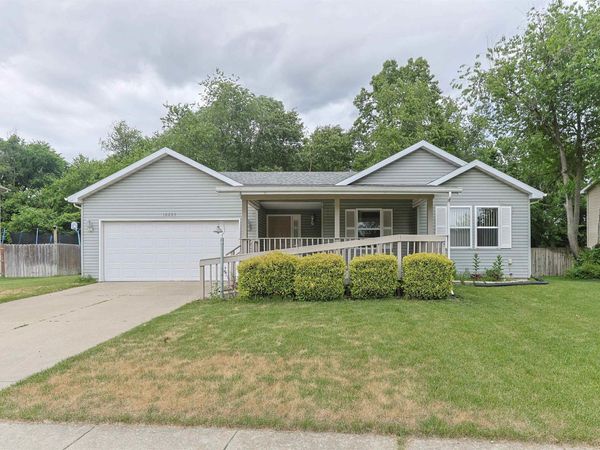 10205 Rosewood Court, Osceola, IN 46561