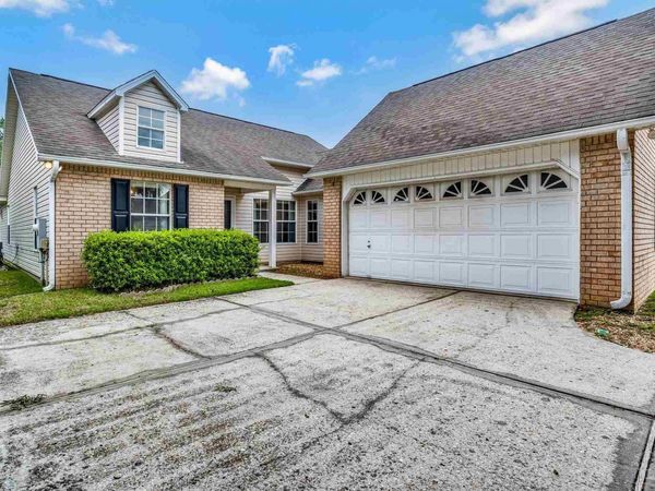 216 Mirabelle Cir, Pensacola, FL 32514