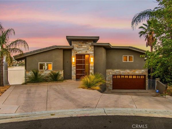 29743 Buggywhip Court , Canyon Lake, CA 92587