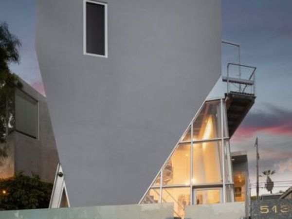 513 Grand Boulevard , Venice, CA 90291