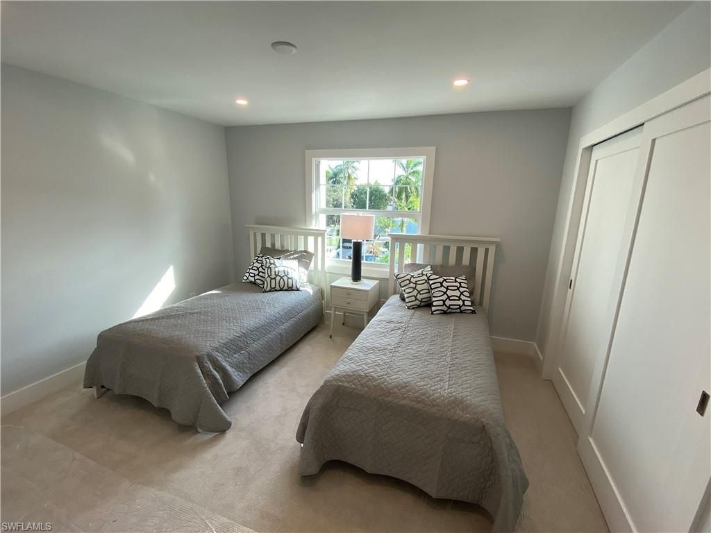 1222 Gordon Dr, Unit 18, Naples, FL 34102 Photo