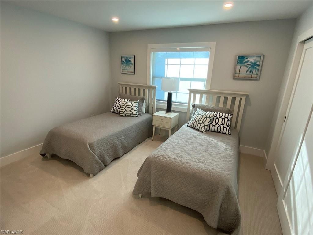 1222 Gordon Dr, Unit 18, Naples, FL 34102 Photo