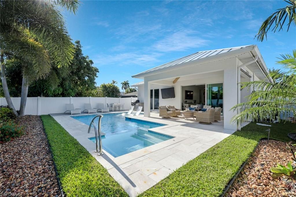 715 102nd Ave N, Naples, FL 34108 Photo