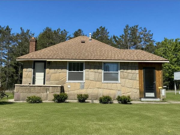 6325 Paradise Trail, Carp Lake, MI 49718