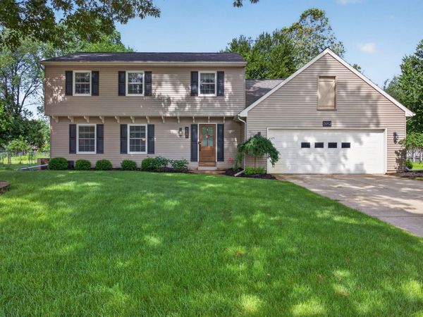 5912 Salabelle Street, Jackson, MI 49201