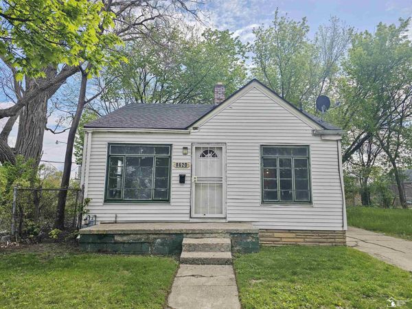 8620 Central Street, Detroit, MI 48204