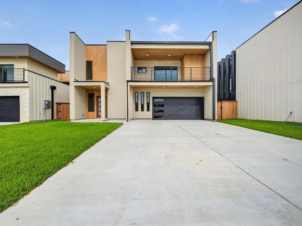105 Rolston Road , Irving, TX 75060