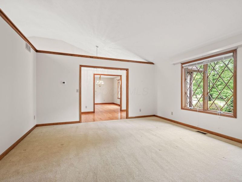 7630 Essington Circle , Dayton, OH 45459 Photo 13