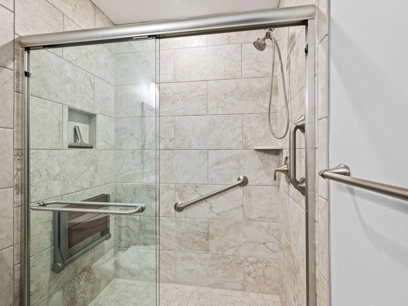 7630 Essington Circle , Dayton, OH 45459 Photo 34