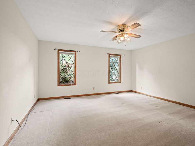 7630 Essington Circle , Dayton, OH 45459 Photo 36
