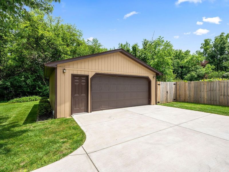 7630 Essington Circle , Dayton, OH 45459 Photo 50