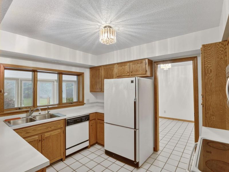 100 Burch Drive NE, Newark, OH 43055 Photo 13