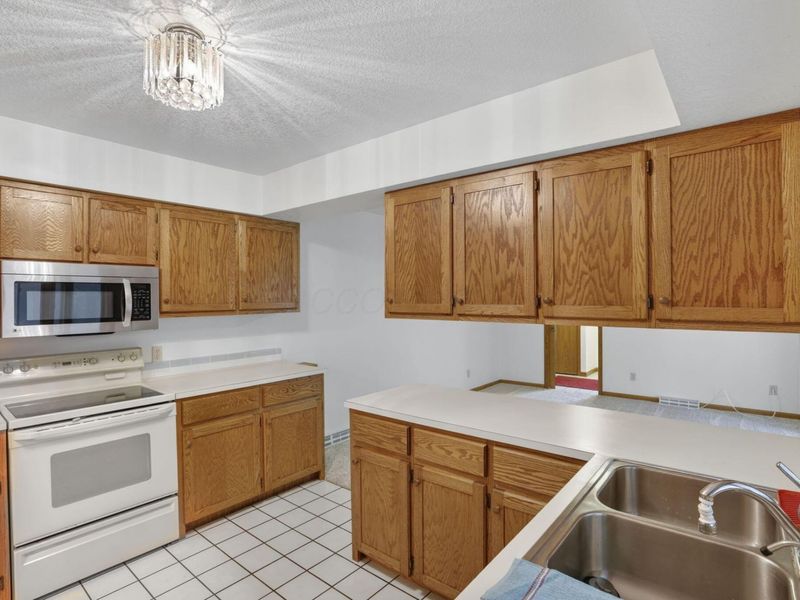 100 Burch Drive NE, Newark, OH 43055 Photo 14
