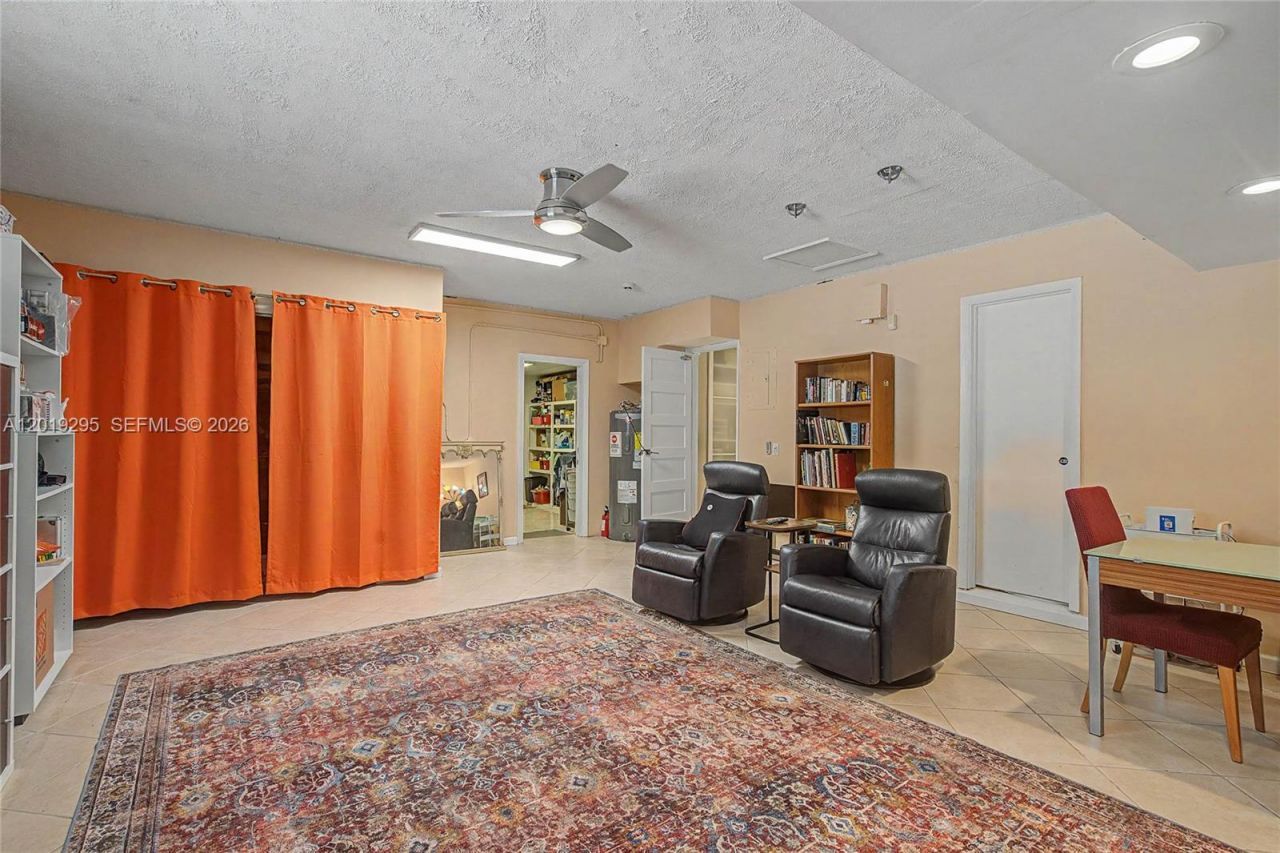 13811 SW 26th St, Davie, FL 33325 Photo