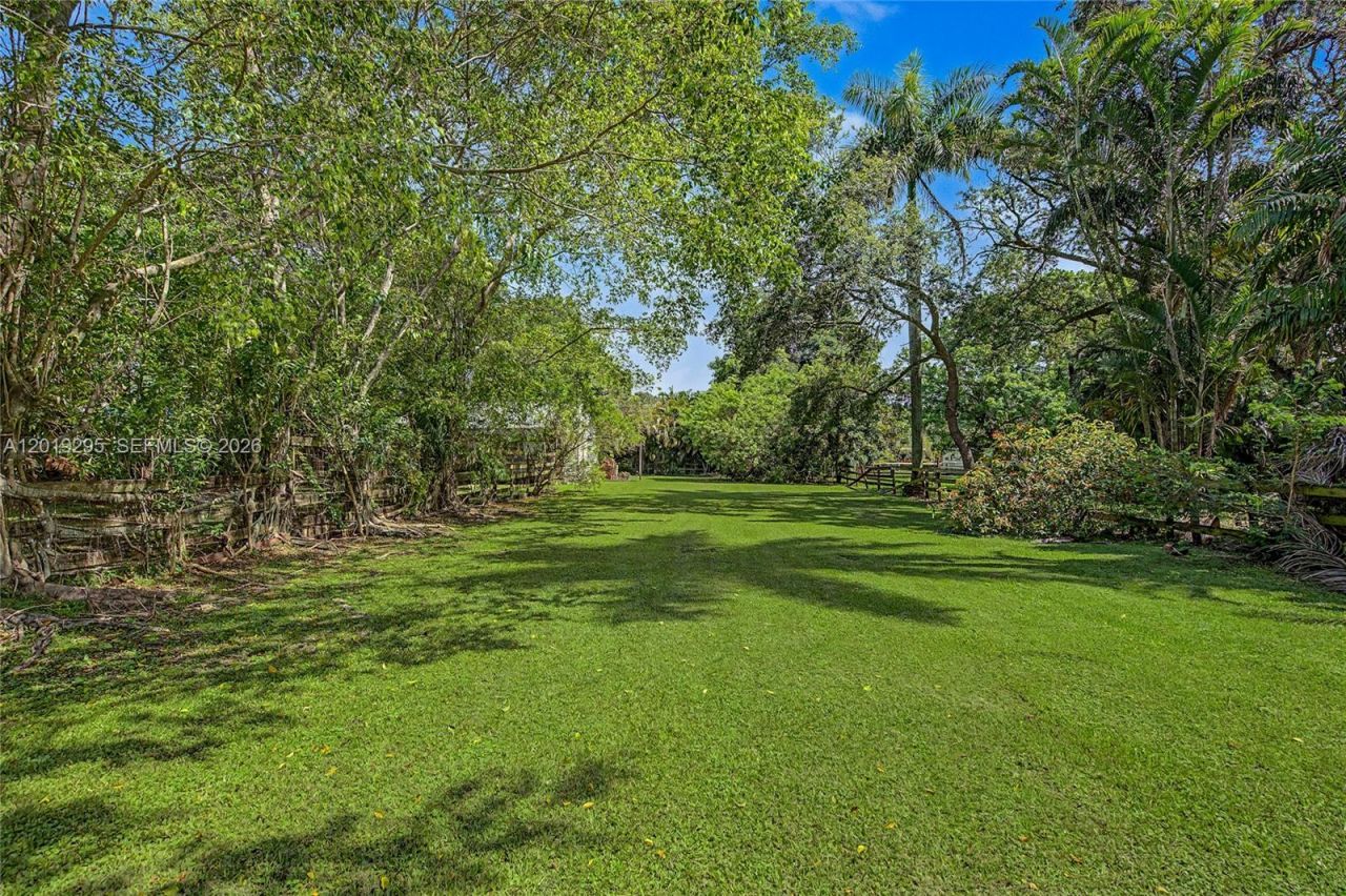 13811 SW 26th St, Davie, FL 33325 Photo