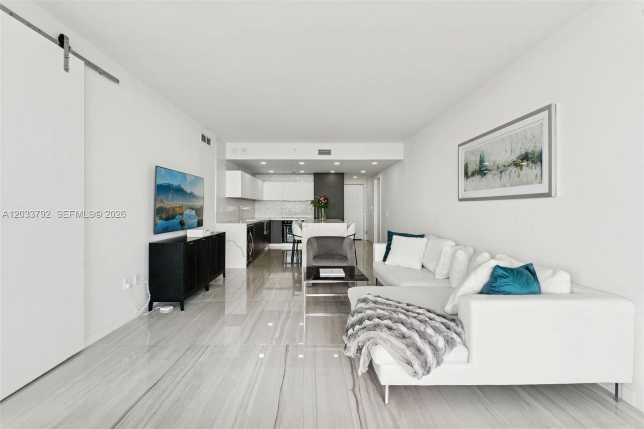 3131 NE 7th Ave, Unit 4204, Miami, FL 33137 Photo