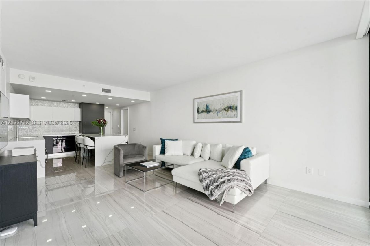 3131 NE 7th Ave, Unit 4204, Miami, FL 33137 Photo
