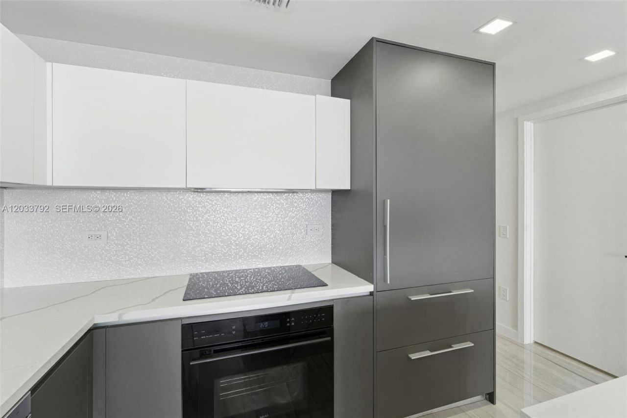 3131 NE 7th Ave, Unit 4204, Miami, FL 33137 Photo