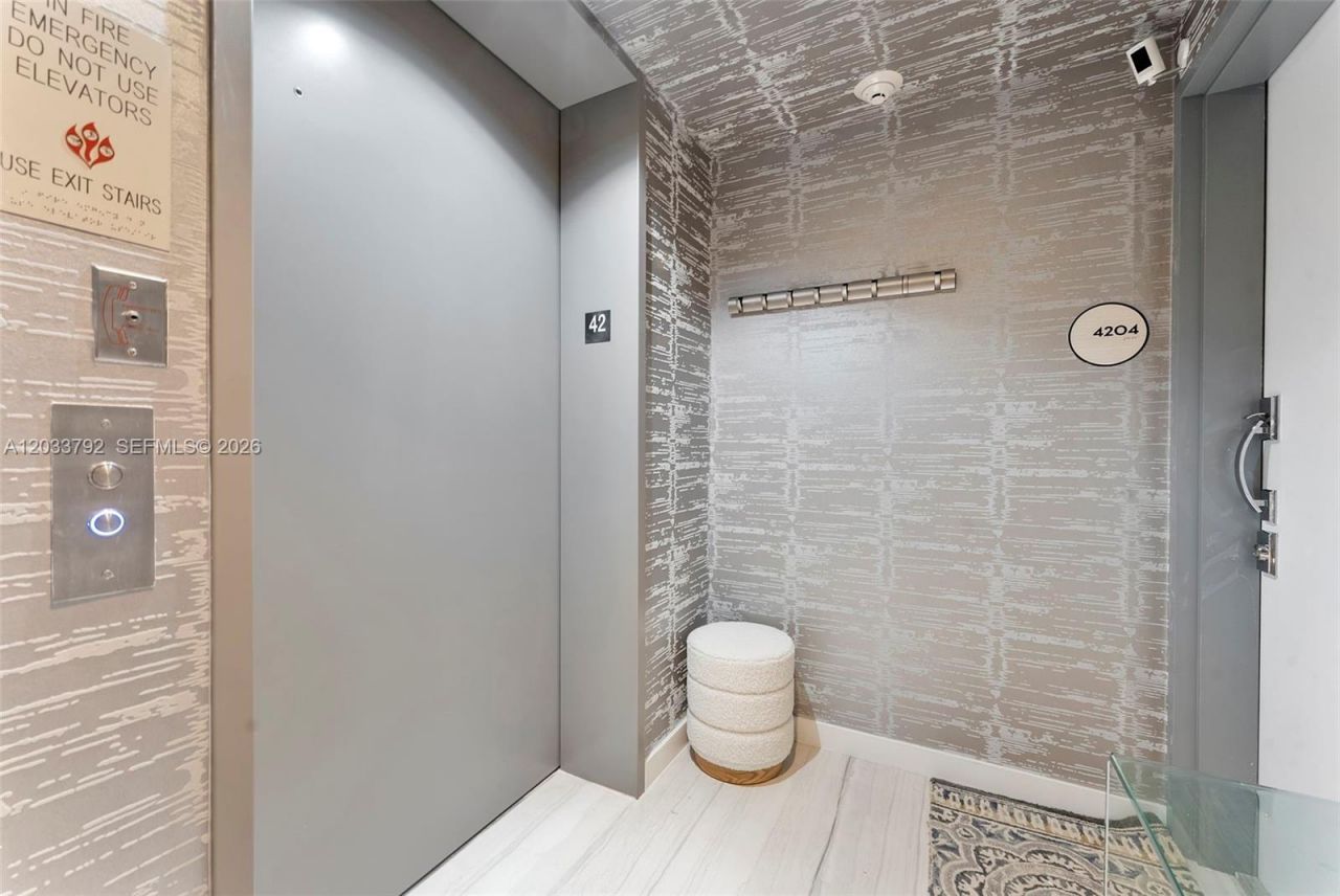 3131 NE 7th Ave, Unit 4204, Miami, FL 33137 Photo