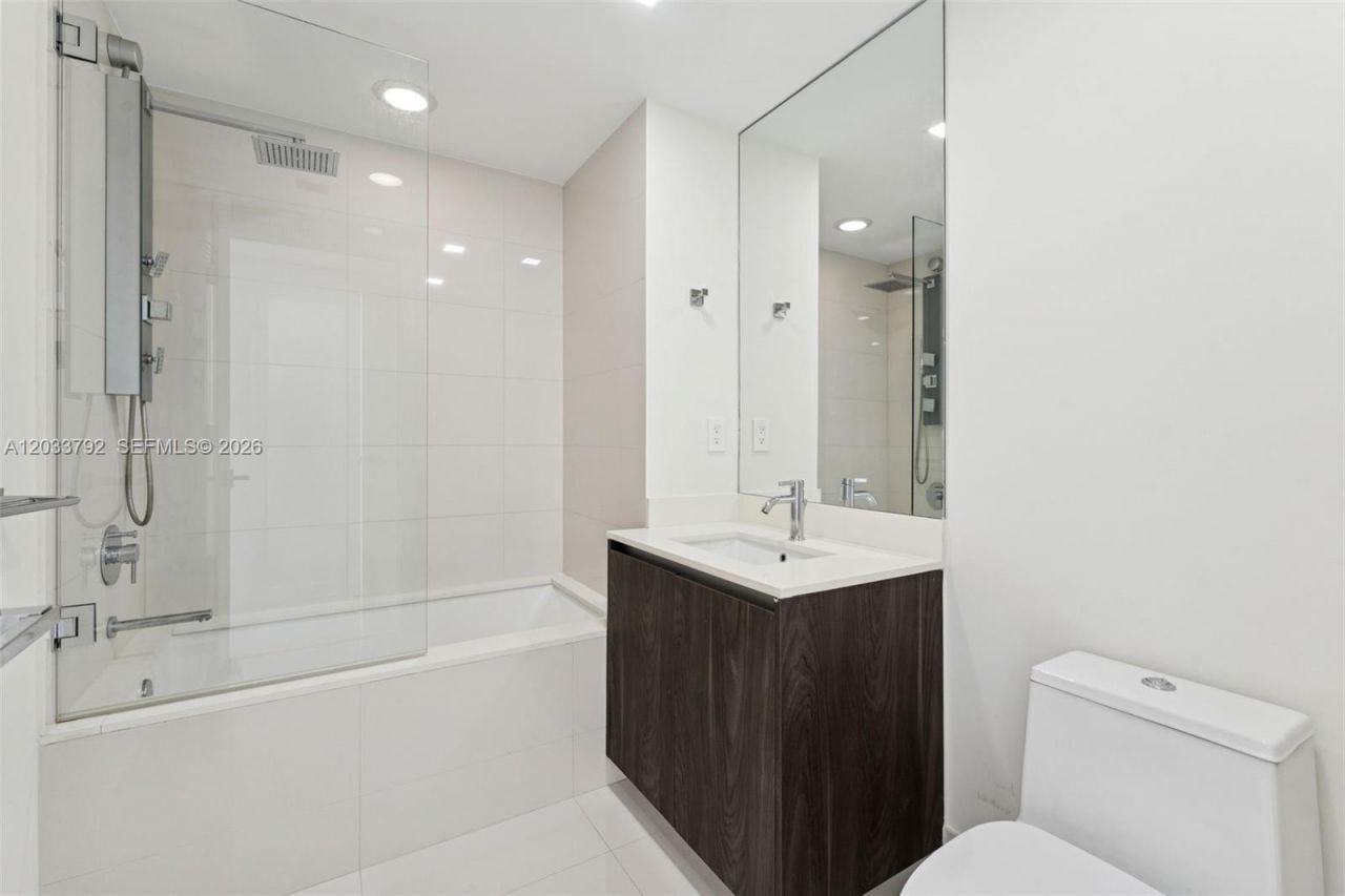 3131 NE 7th Ave, Unit 4204, Miami, FL 33137 Photo