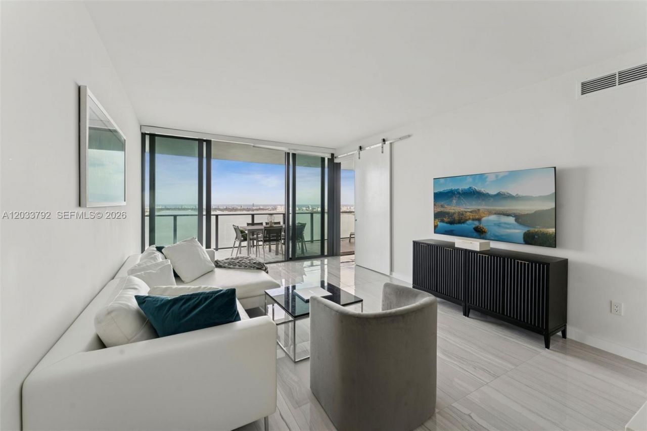 3131 NE 7th Ave, Unit 4204, Miami, FL 33137 Photo